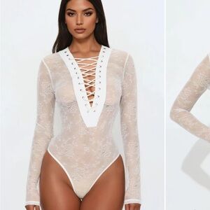 Fashion Nova White Sheer Lace Lace-Up V-Neck Bodysuit